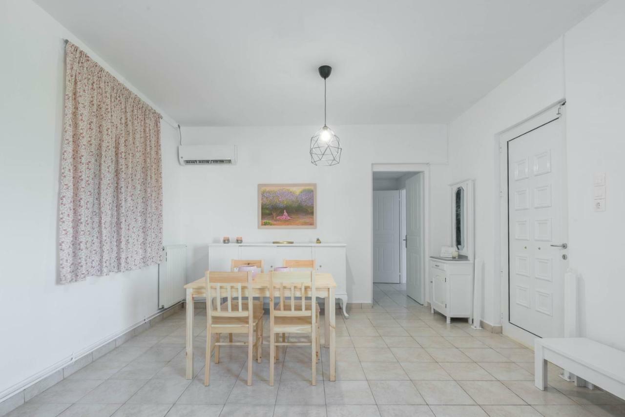 North Villa Corinth ภายนอก รูปภาพ